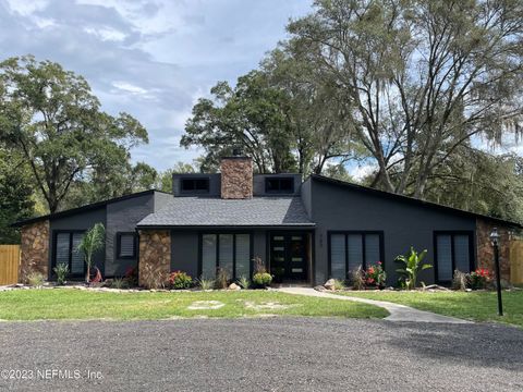 703 ARTHUR MOORE Drive Green Cove Springs FL 32043