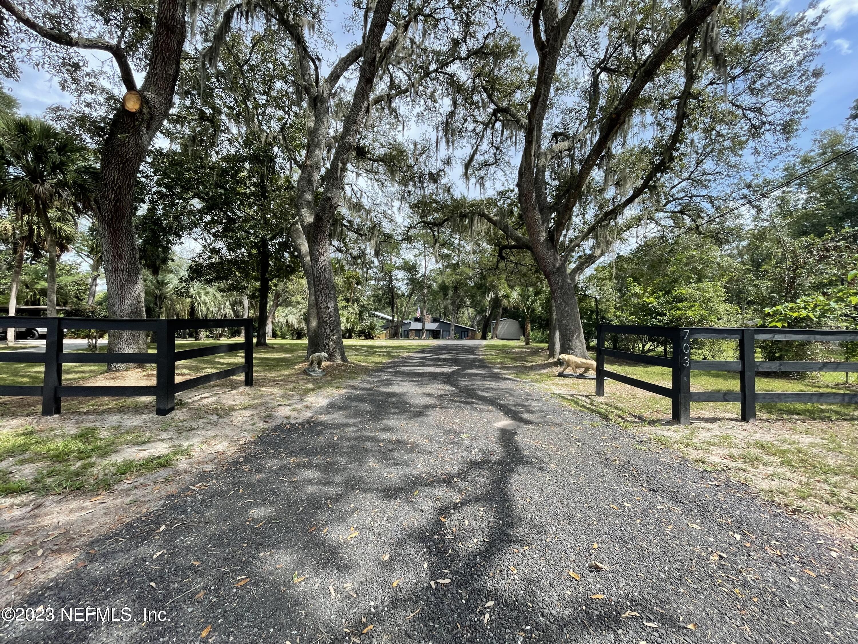 703 ARTHUR MOORE Drive