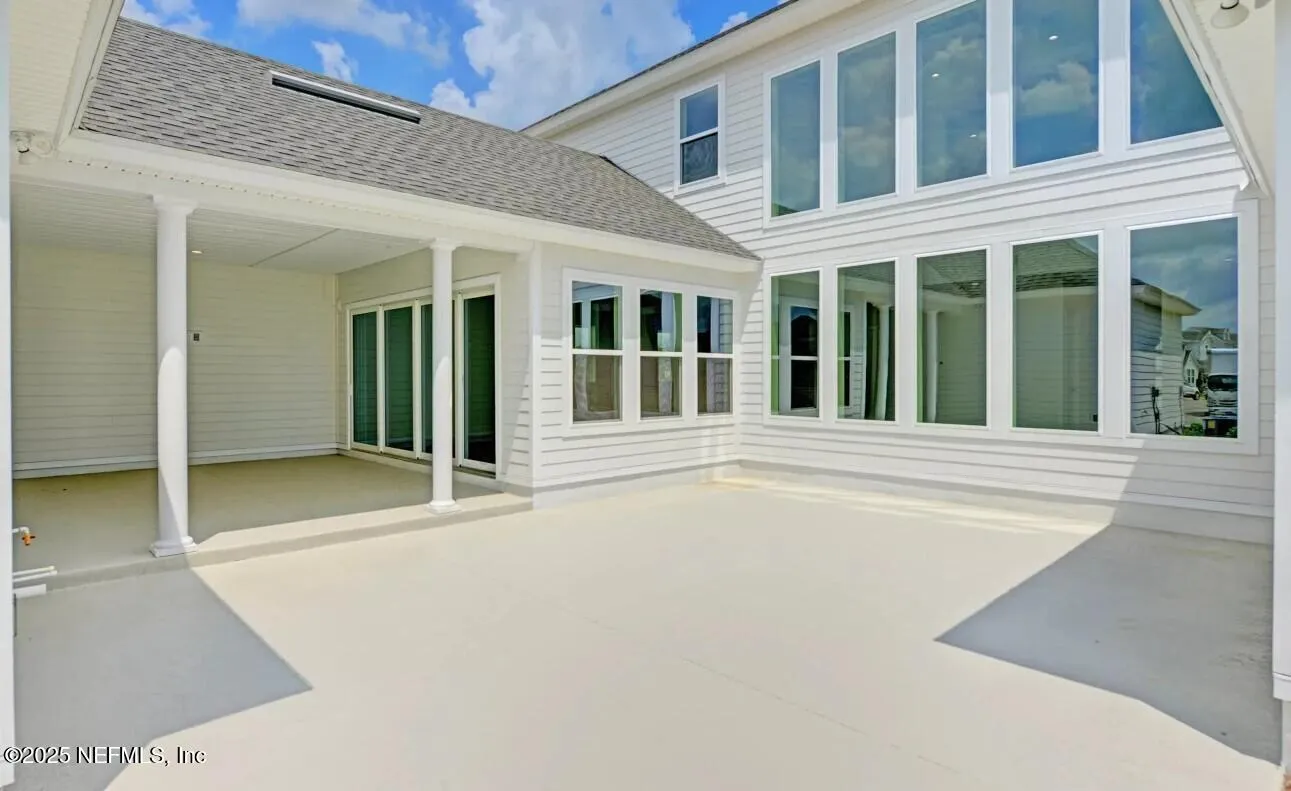 Fernandina Beach, Florida 32034, United States, 6 Bedrooms Bedrooms, ,5 BathroomsBathrooms,Residential,Active,239908