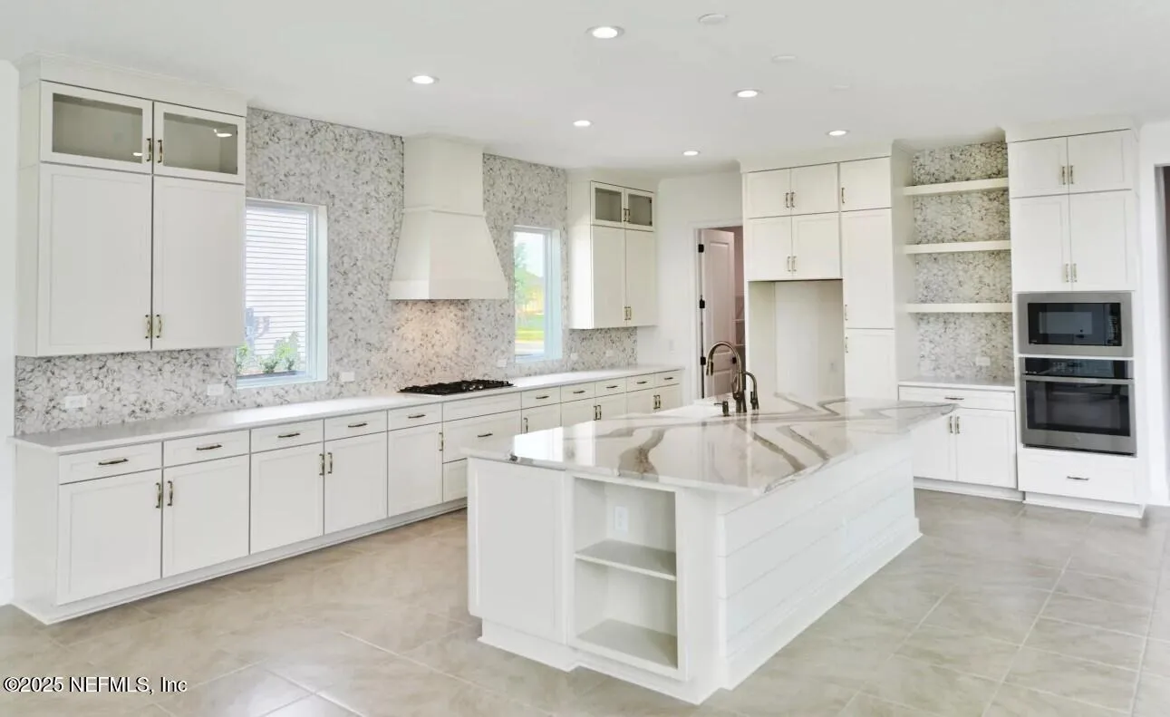 Fernandina Beach, Florida 32034, United States, 6 Bedrooms Bedrooms, ,5 BathroomsBathrooms,Residential,Active,239908