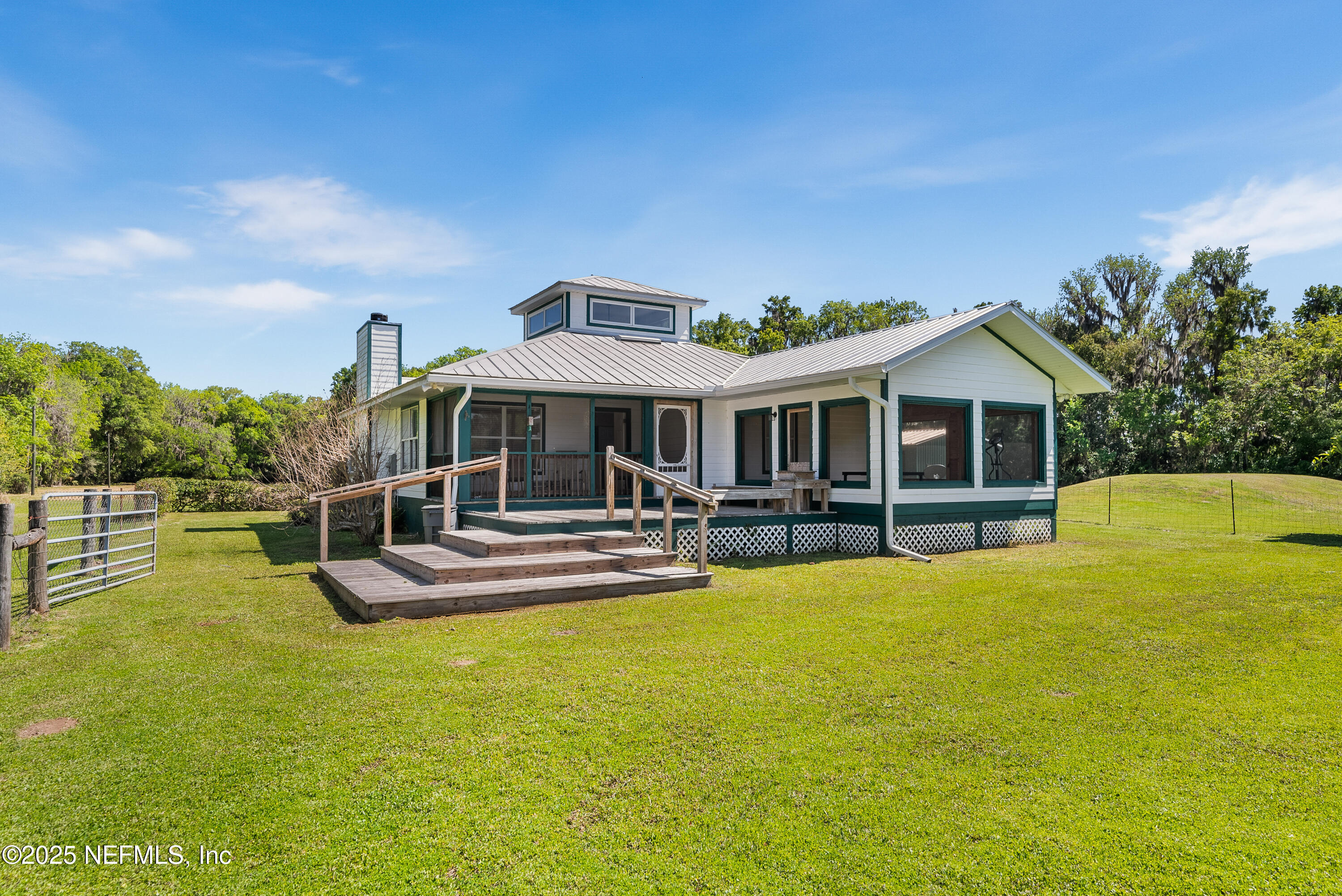 22706 SE US HWY 301