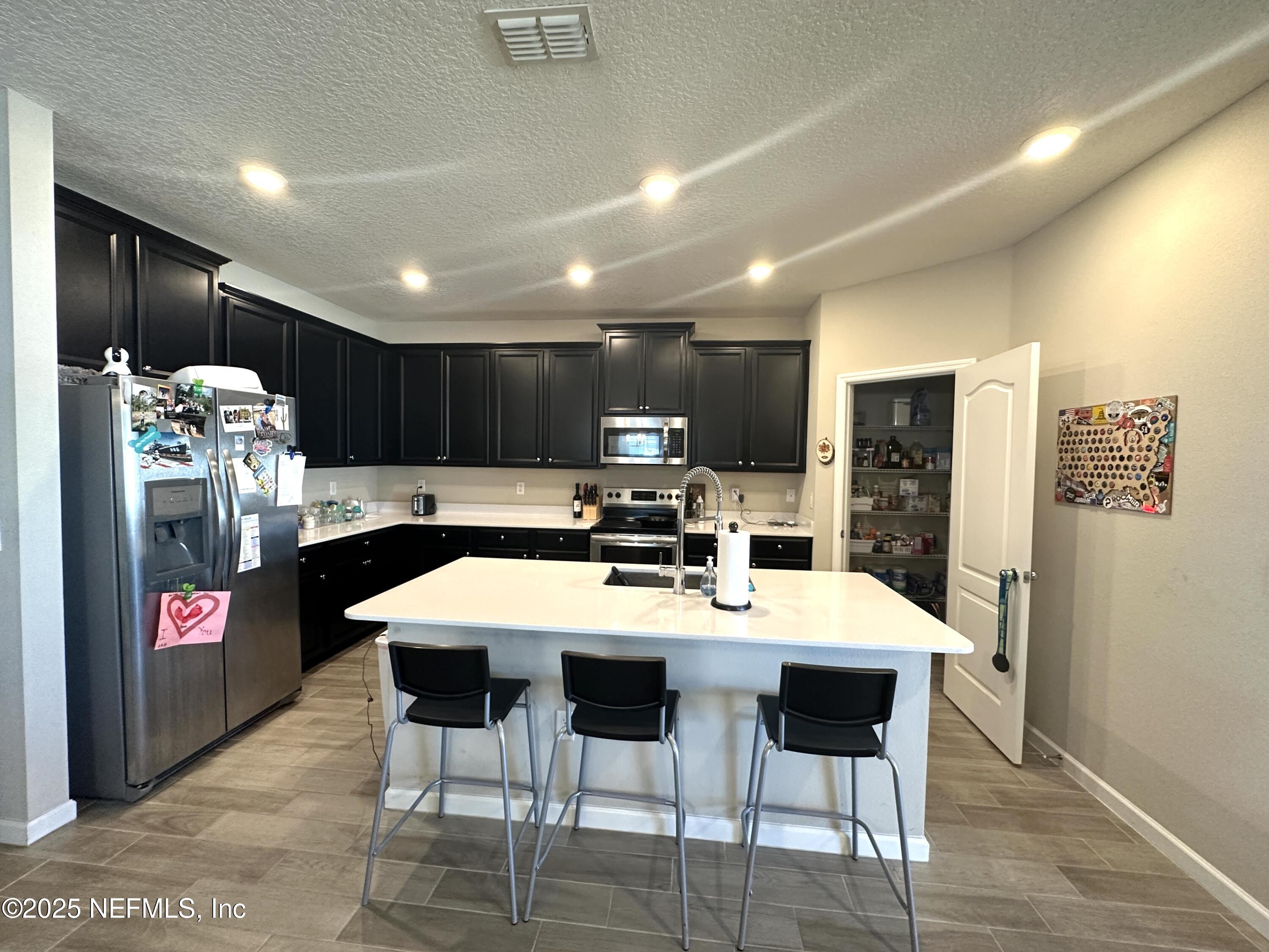 1592 MATHEWS MANOR Drive