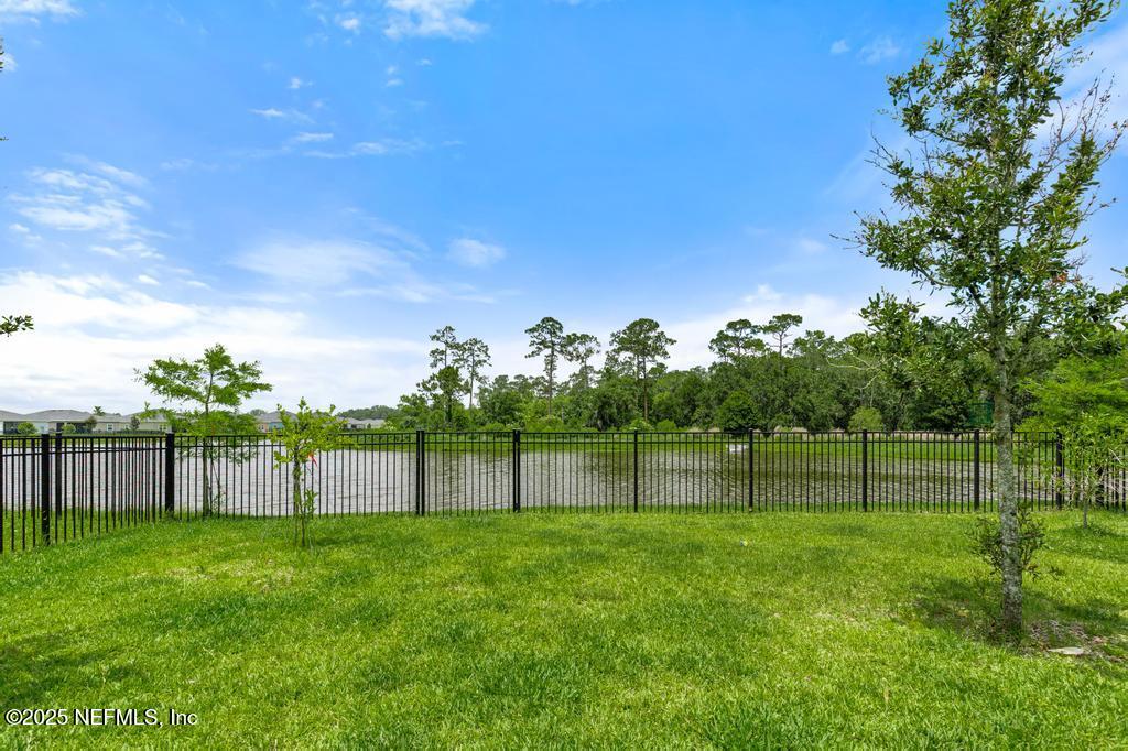 2885 CROSSFIELD Drive