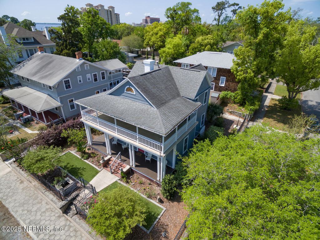 listing image 40