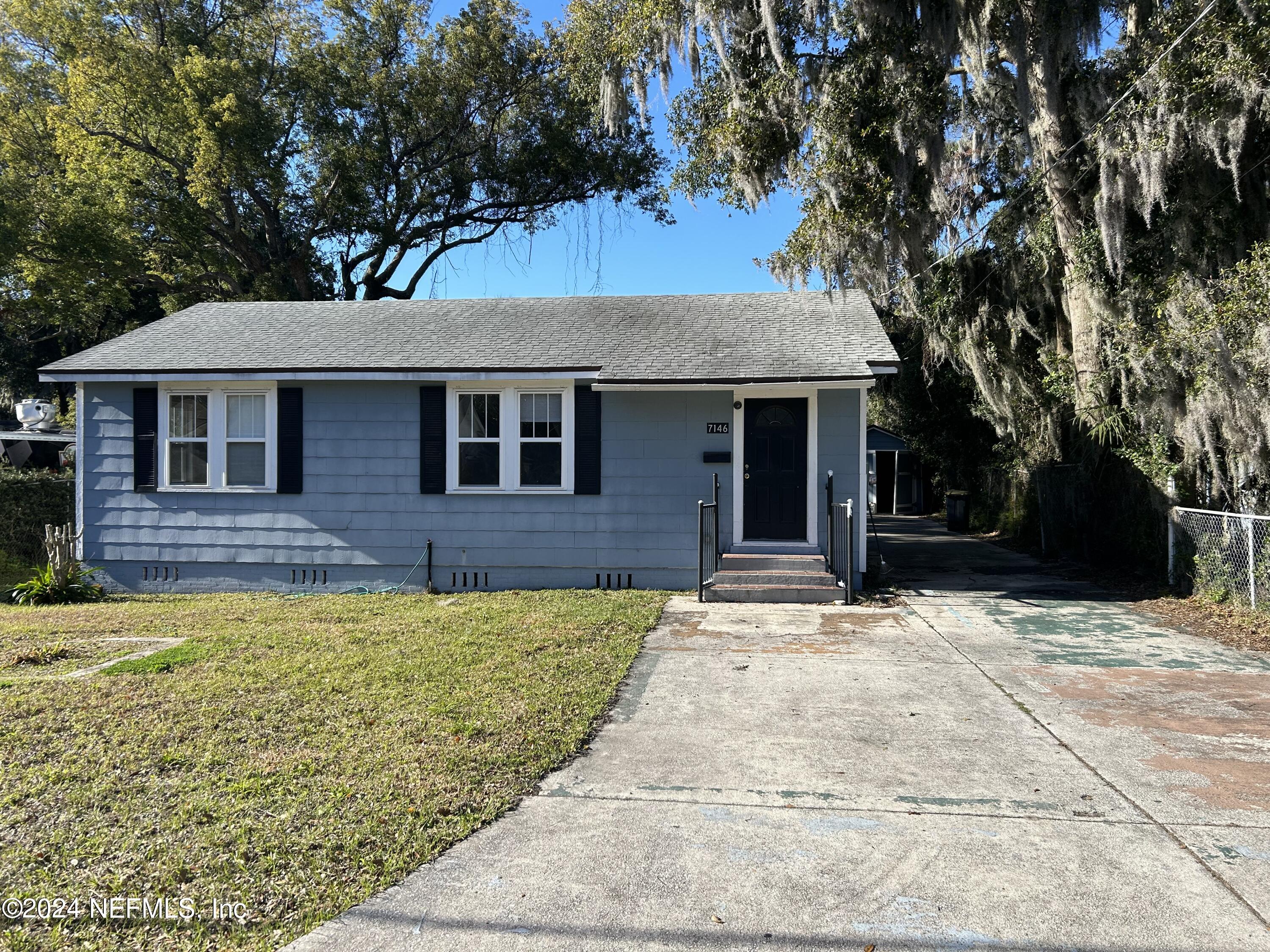Jacksonville, FL home for sale located at 7146 LUCKY Drive W, Jacksonville, FL 32208