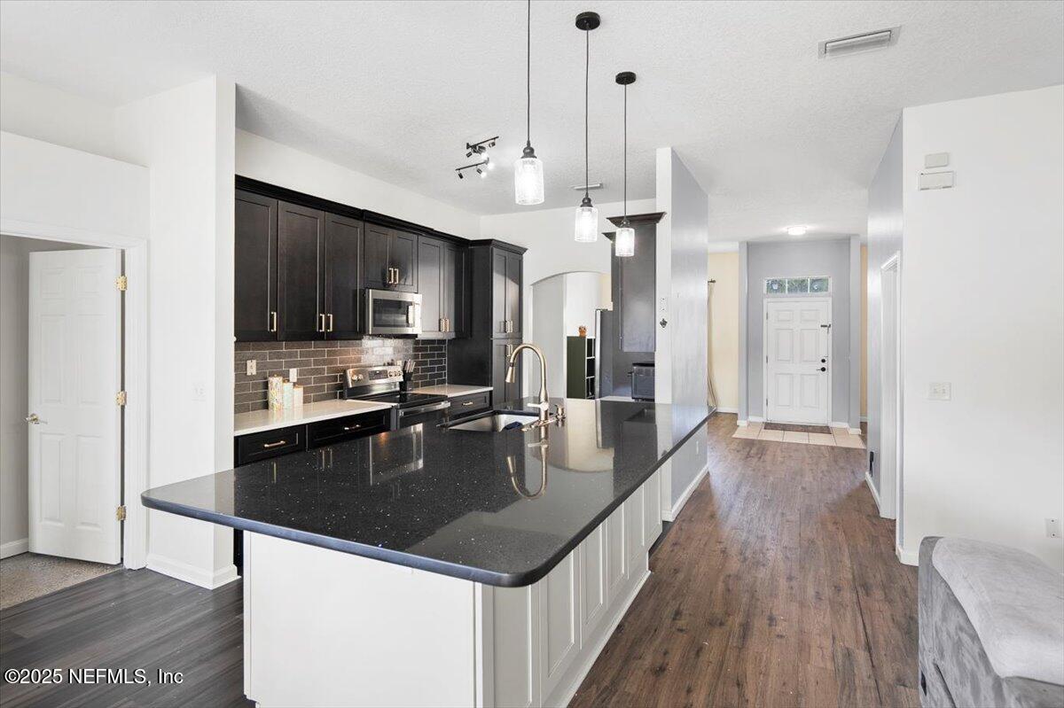 3787 JULIET LEIA Circle W