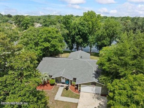 112 WESLEY Road Green Cove Springs FL 32043