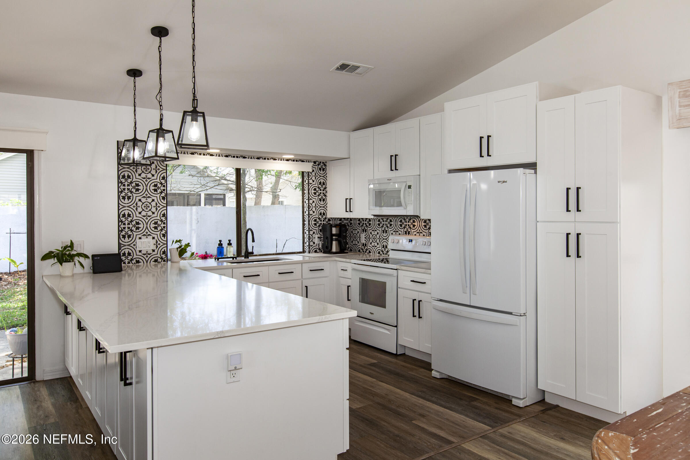 2335 L'ATRIUM Circle N