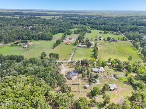 3992 HIDDEN ACRES Road Middleburg FL 32068