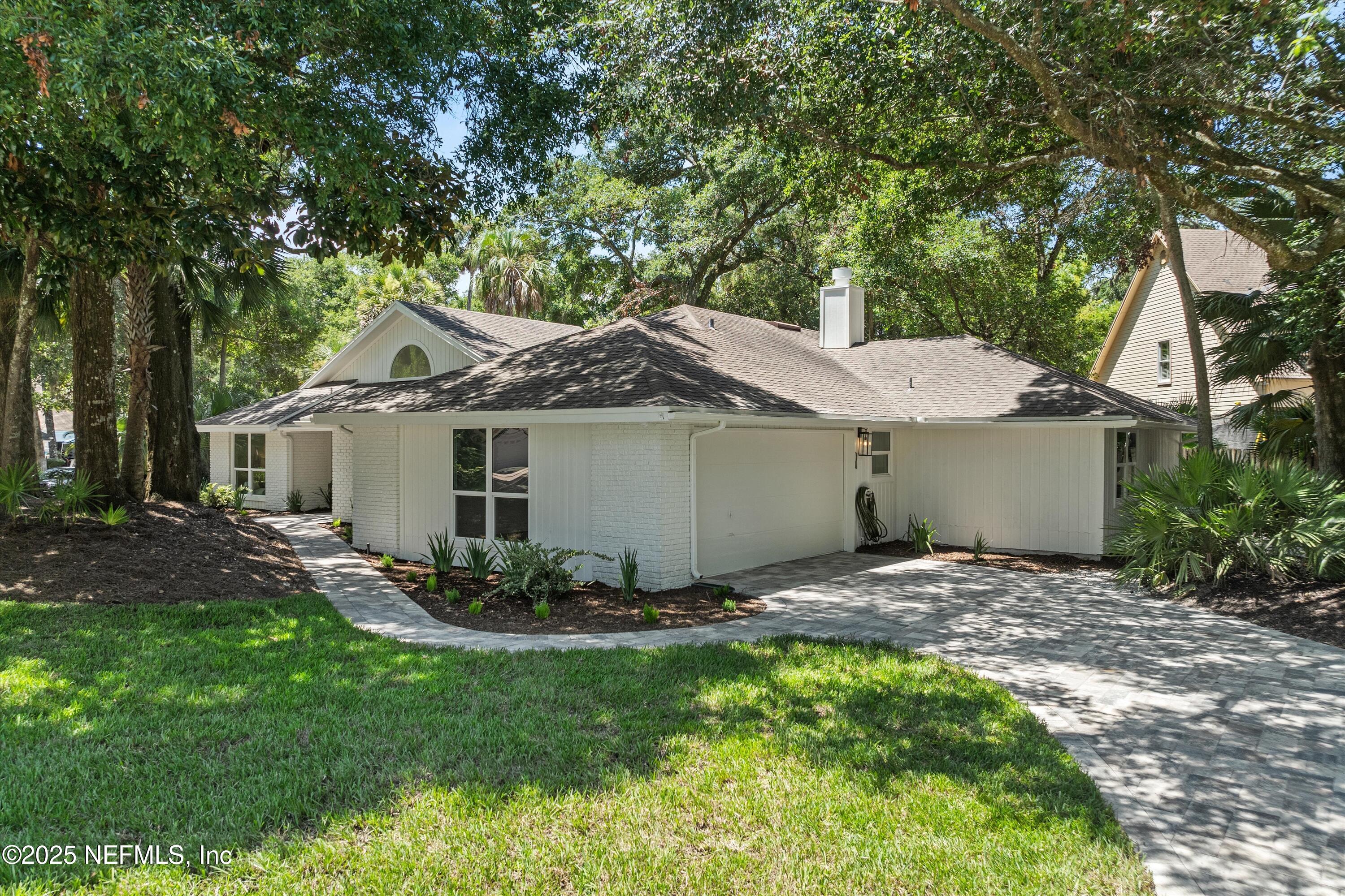 2212 Barefoot Trace