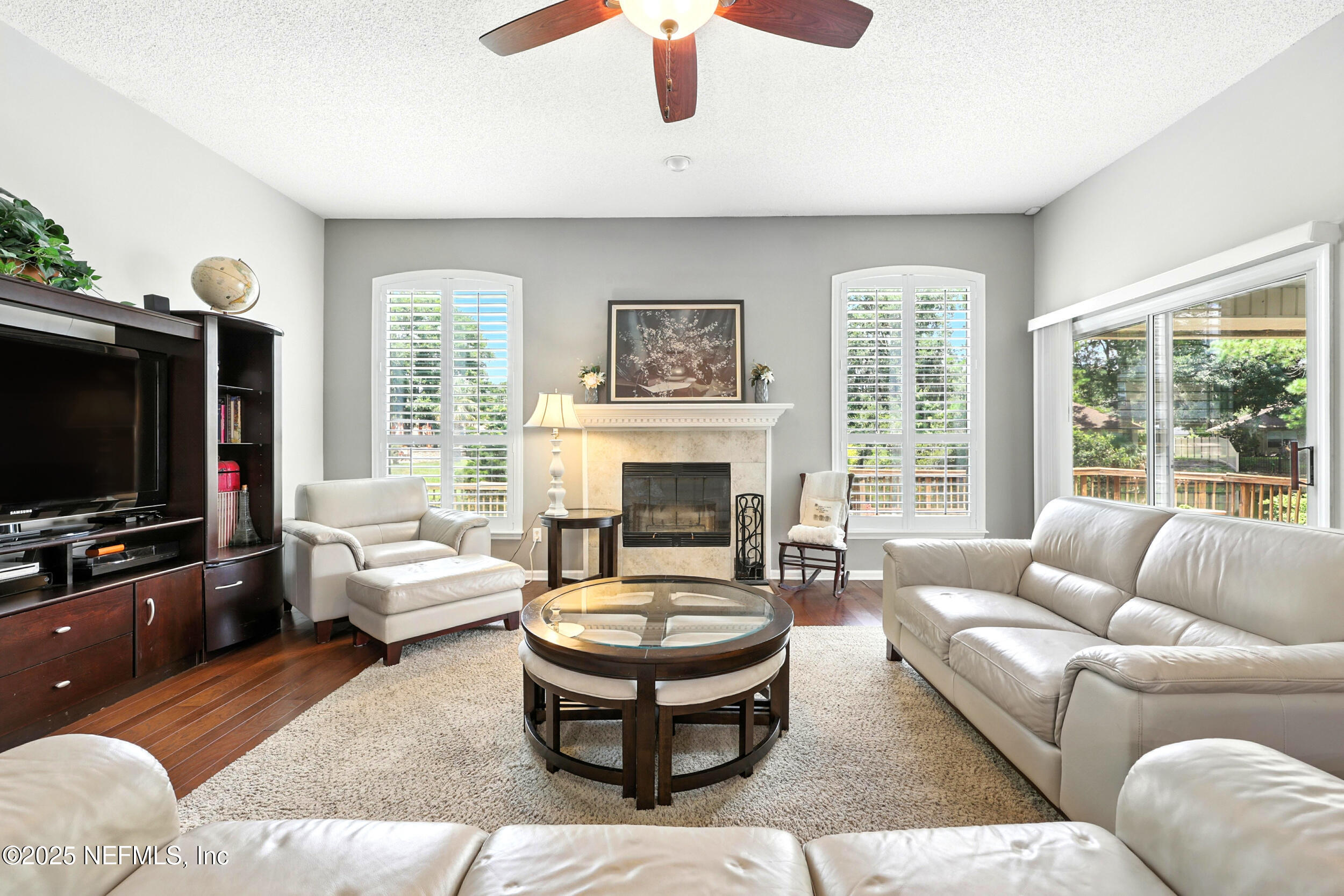 4574 ROYAL PORT Drive