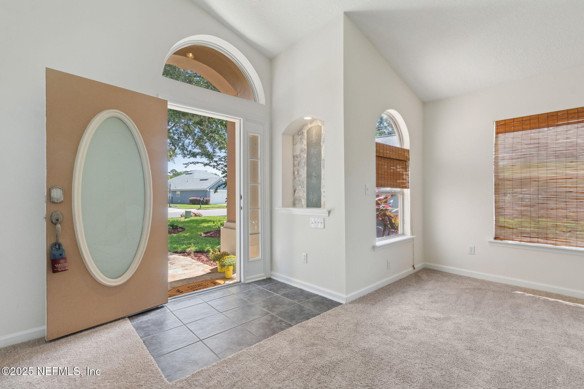 621 LAKE STONE Circle