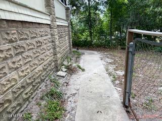 1321 RIVER Street