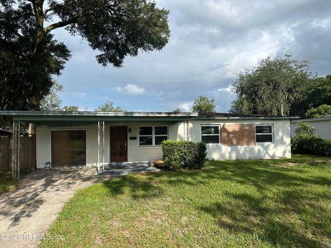 Photo of 11276 ANDREA Drive, Jacksonville, FL 32218 (MLS # 2153276)