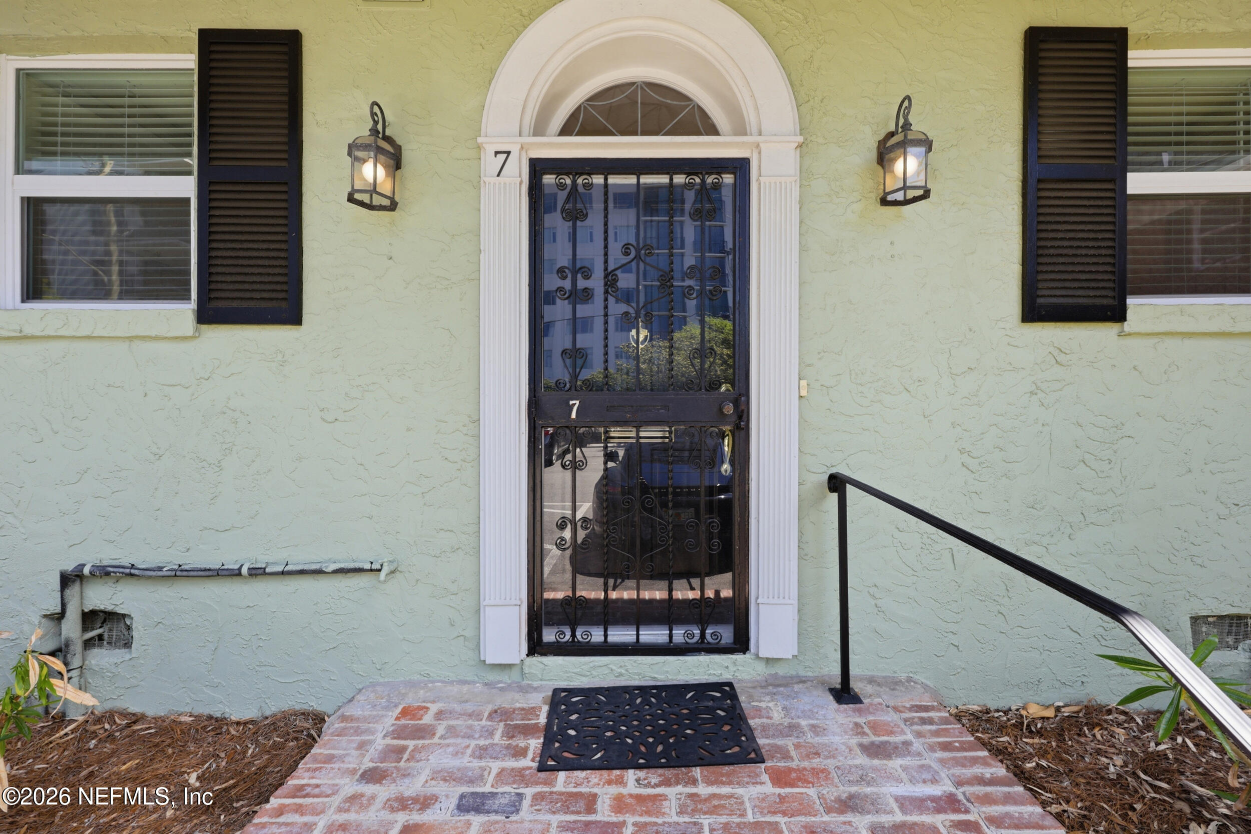 2950 ST JOHNS Avenue 7