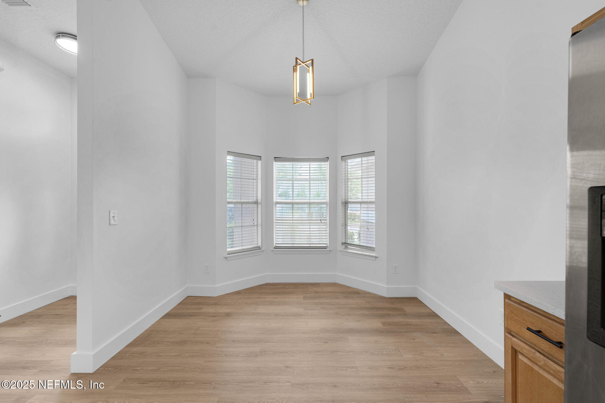 464 BRENTWOOD Court