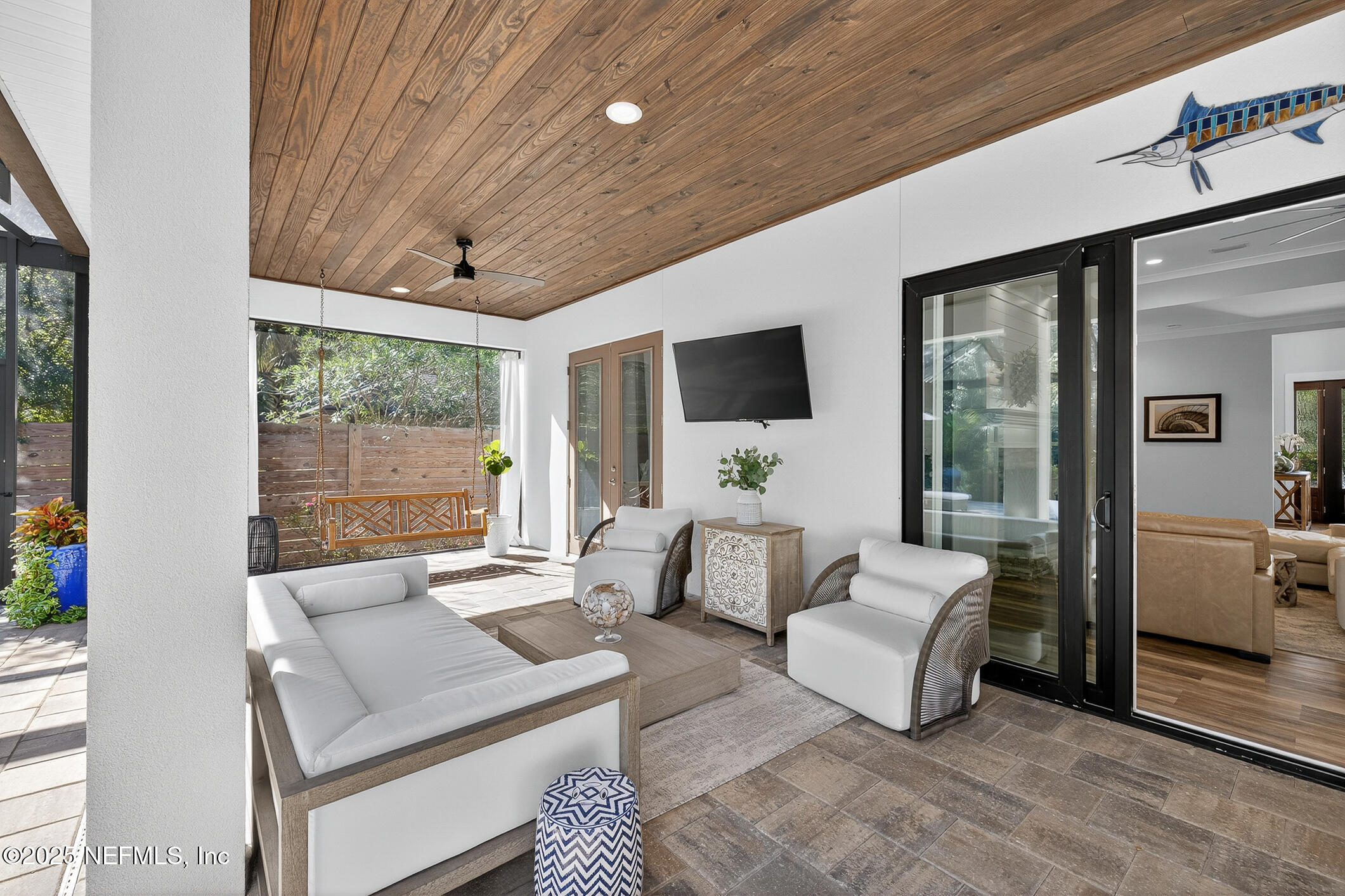 32 OCEAN PINES Drive