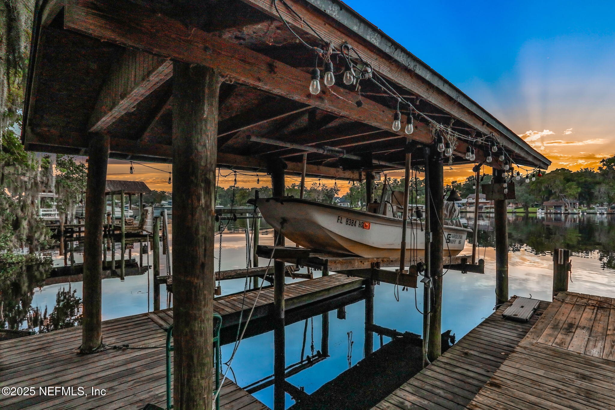 1895 OSPREY BLUFF Boulevard