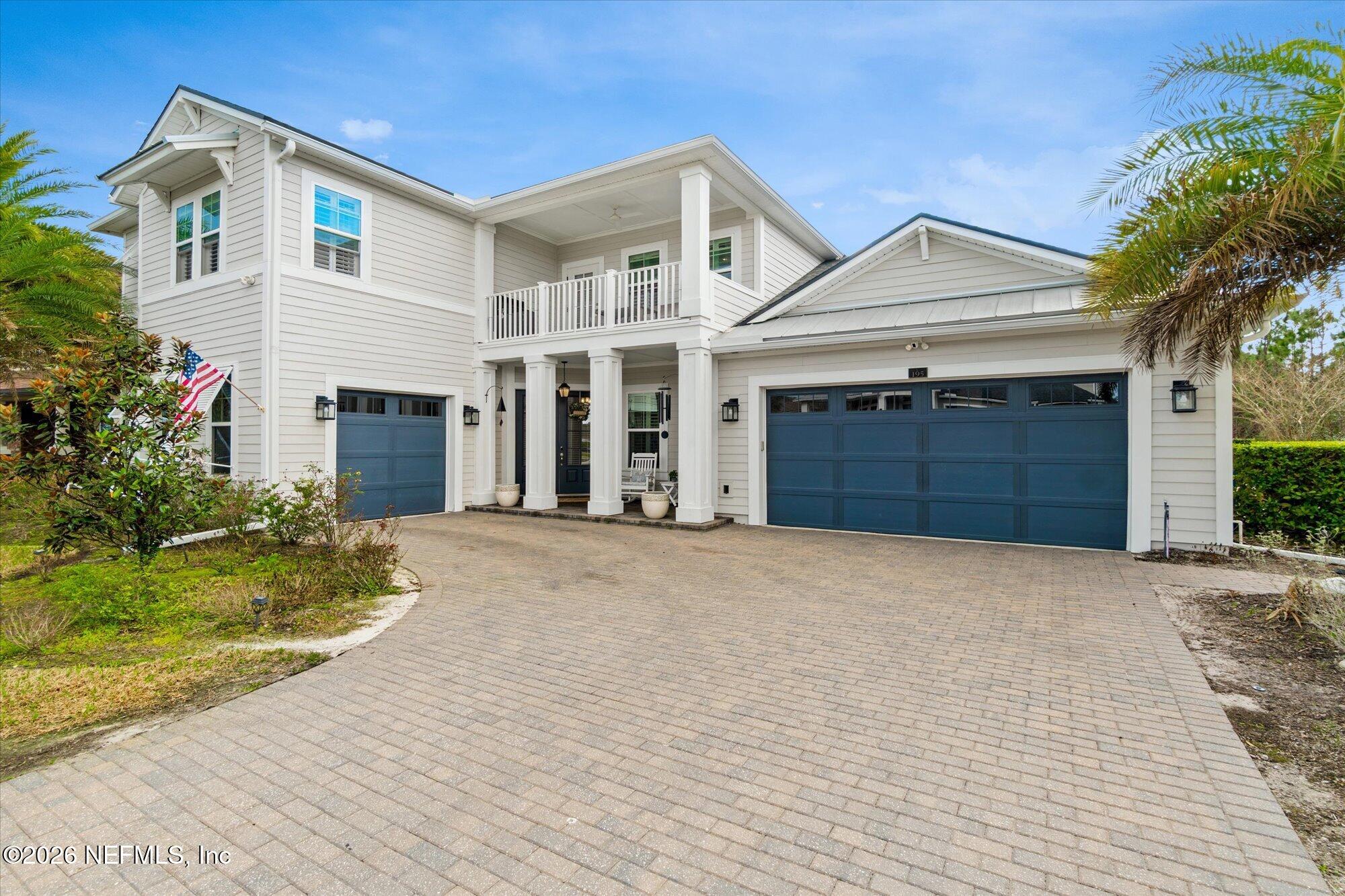 195 GLENNEYRE Circle