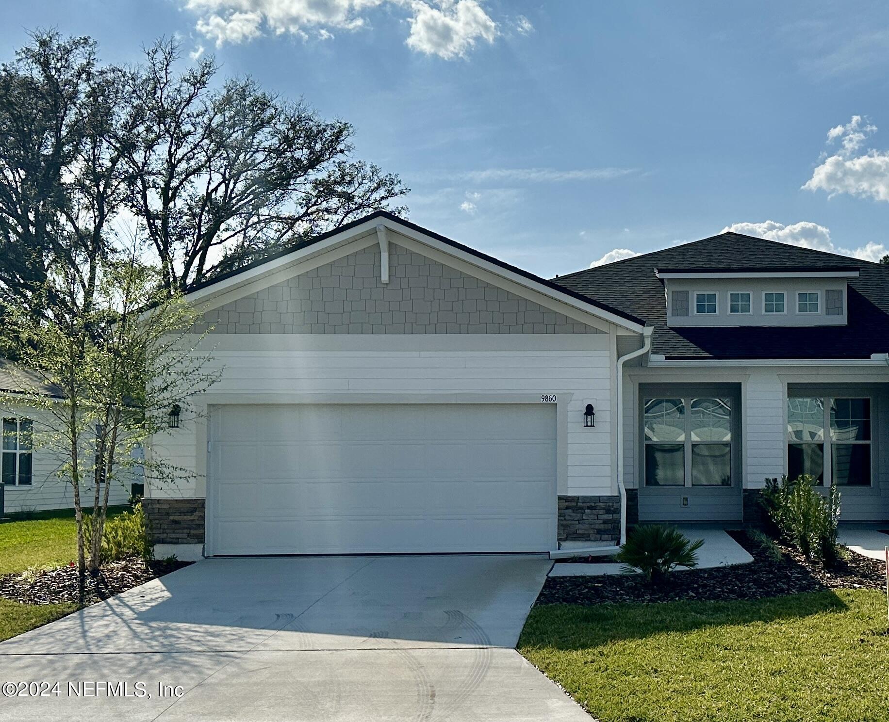 Jacksonville, FL home for sale located at 9860 STONE OAK Court, Jacksonville, FL 32257