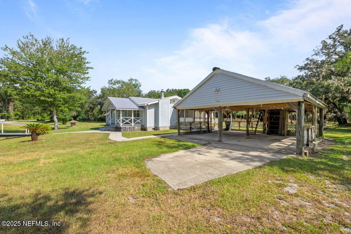 124 E GRANDVIEW Drive