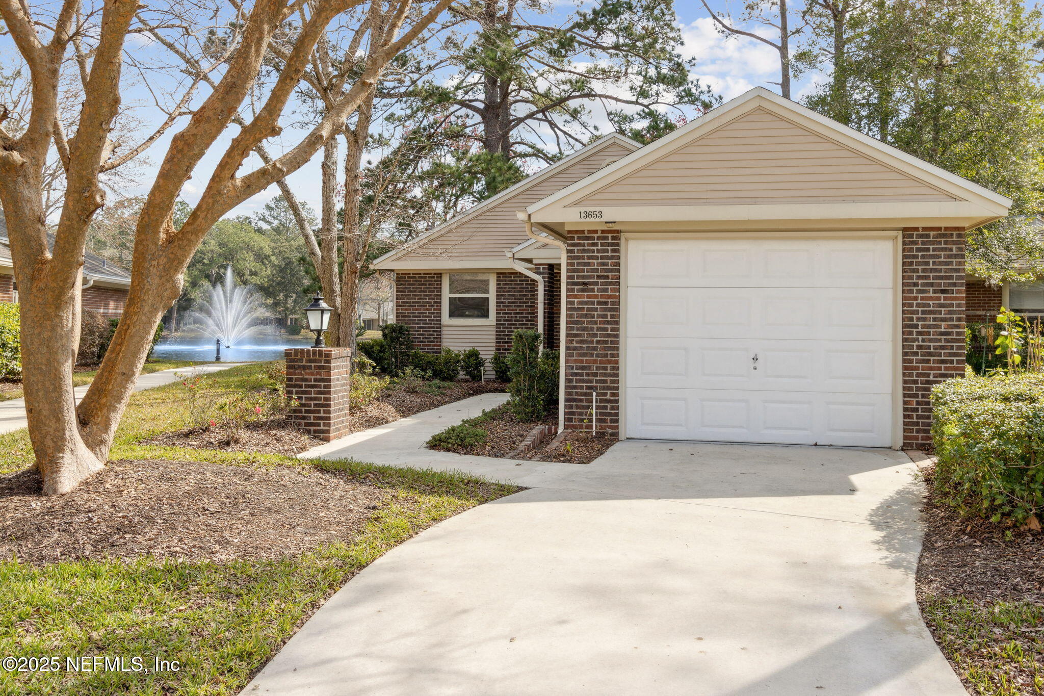 13653 MYRICA Court