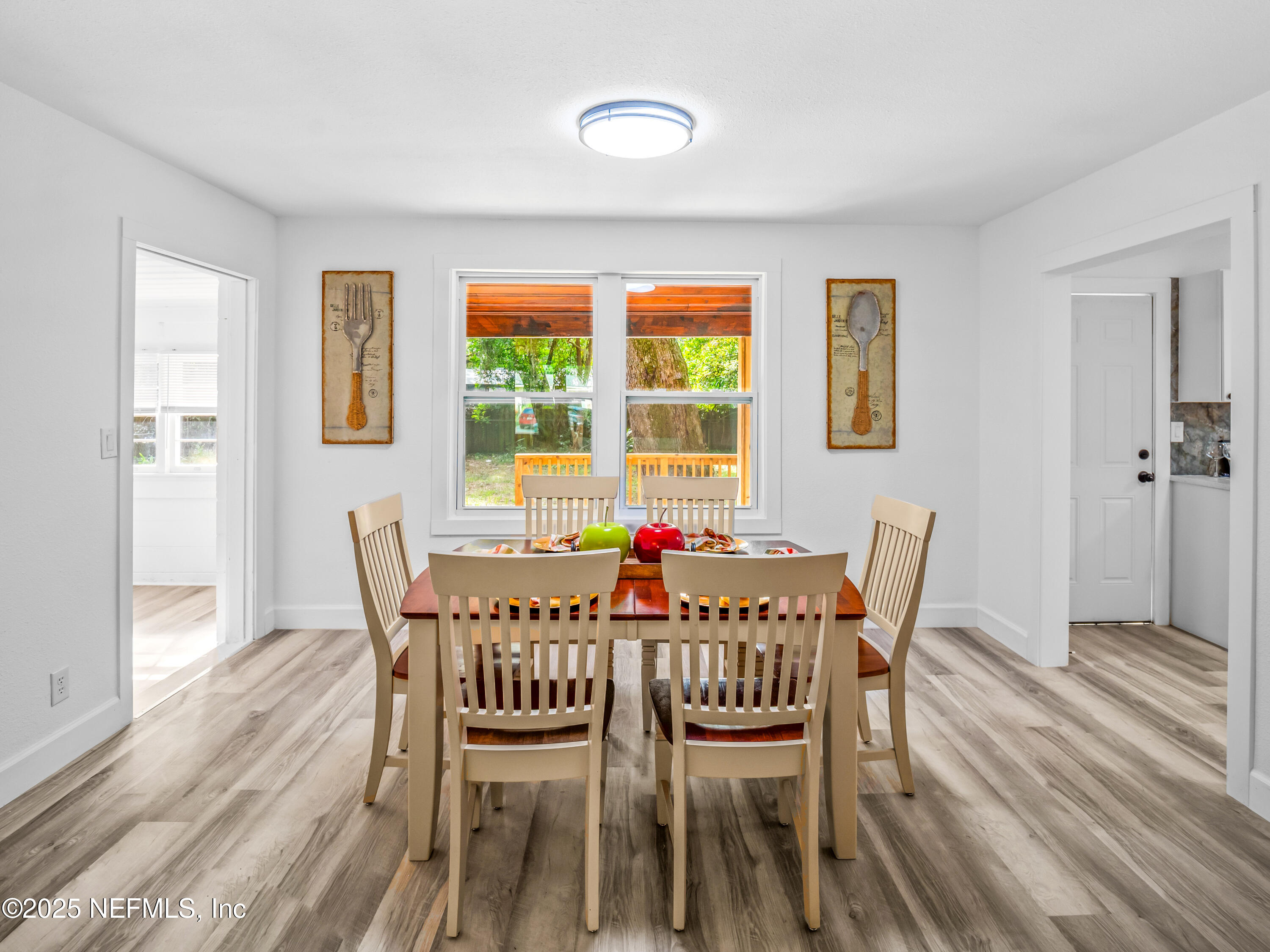 2522 GRASSHOPPER Lane