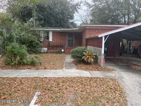 Photo of 1645 W 20TH Street, Jacksonville, FL 32209 (MLS # 2141807)