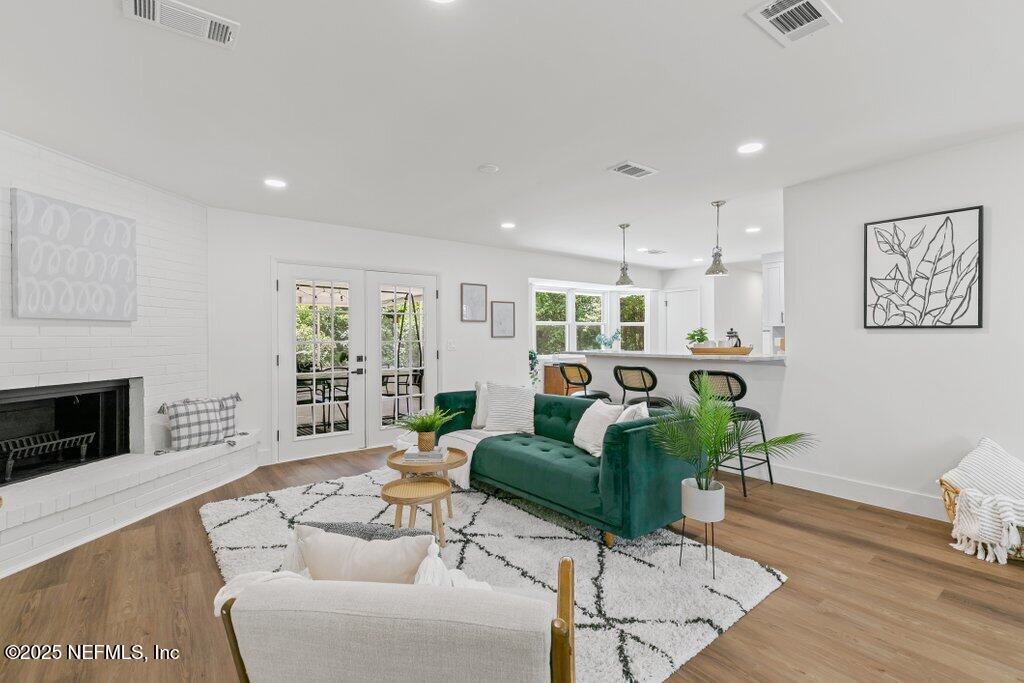 5528 BRADFORD Court