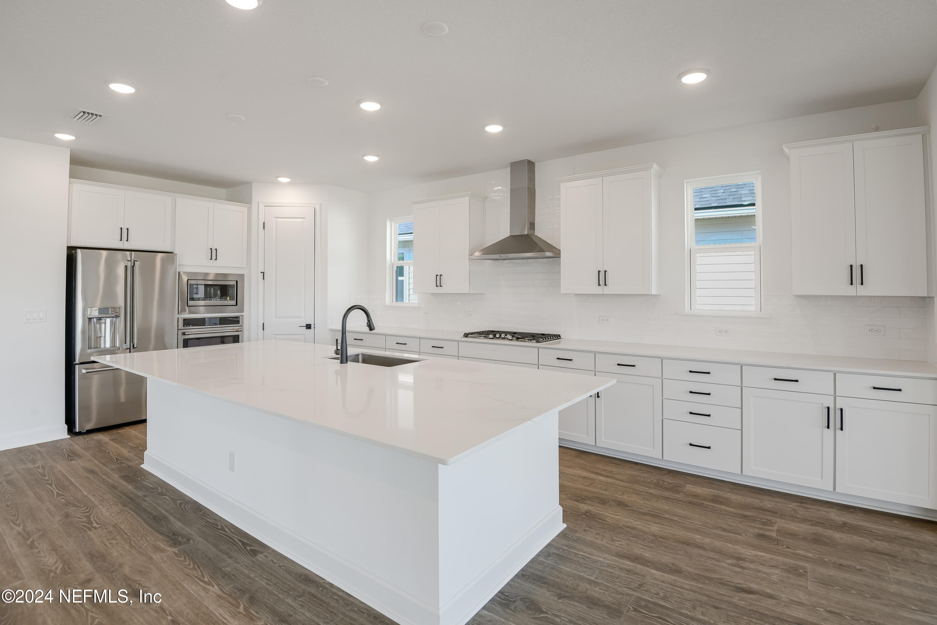 2523 TRAILMARK Drive