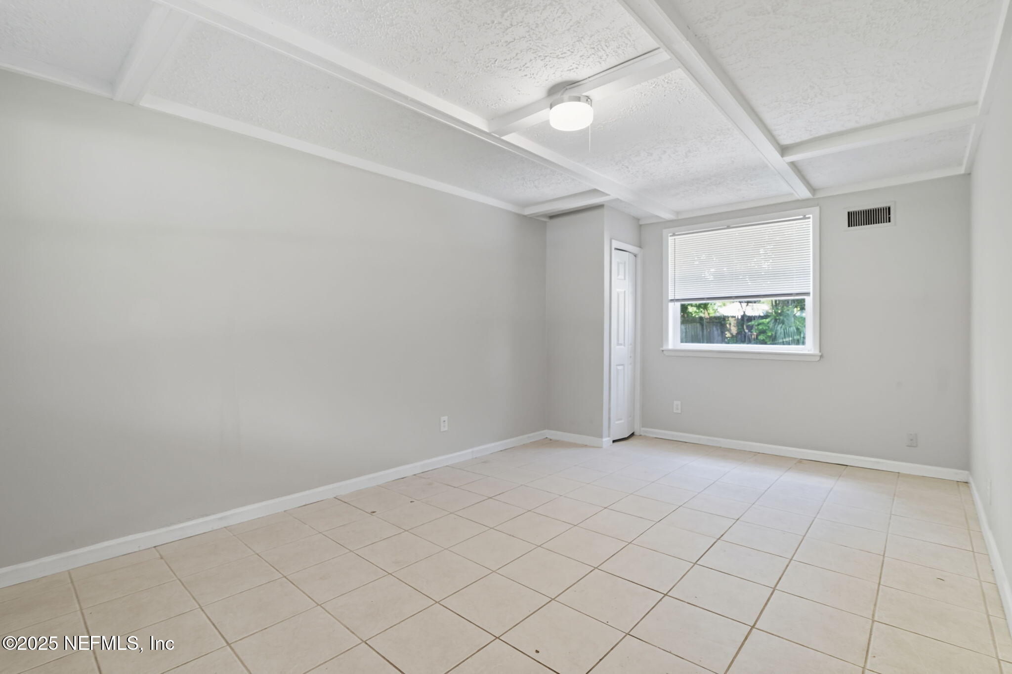 8223 BRACKRIDGE Boulevard S