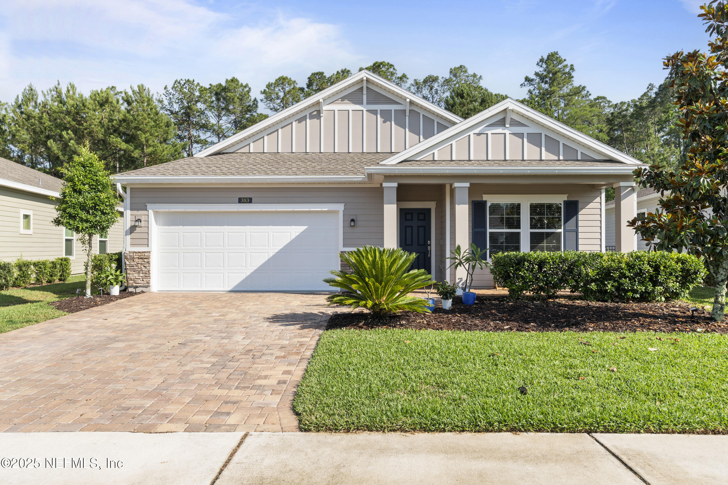 383 SAINT VINCENT Drive