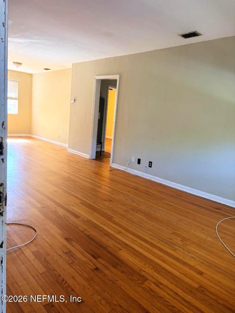 2842 SYDNEY Street #4