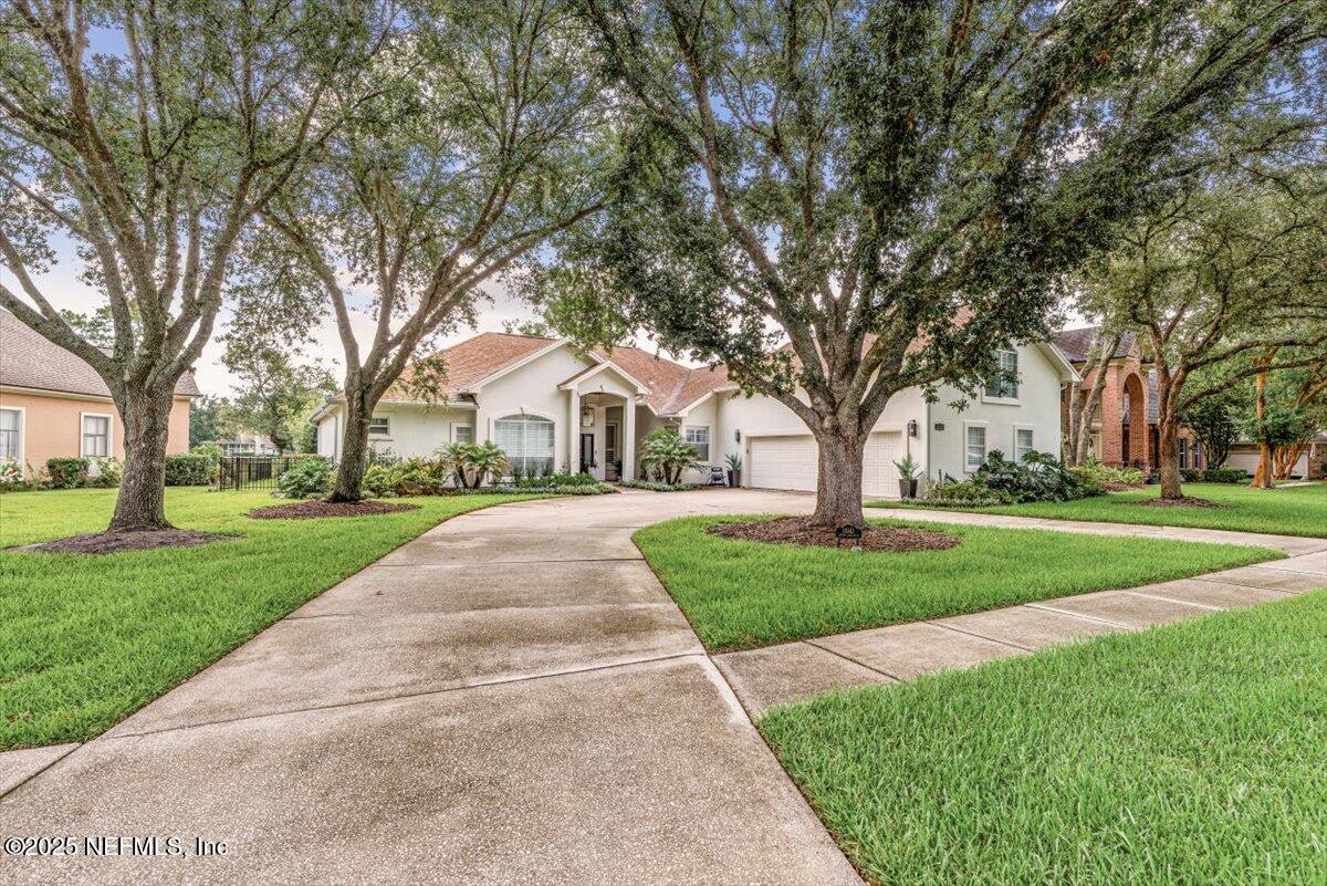 10143 BISHOP LAKE Road W