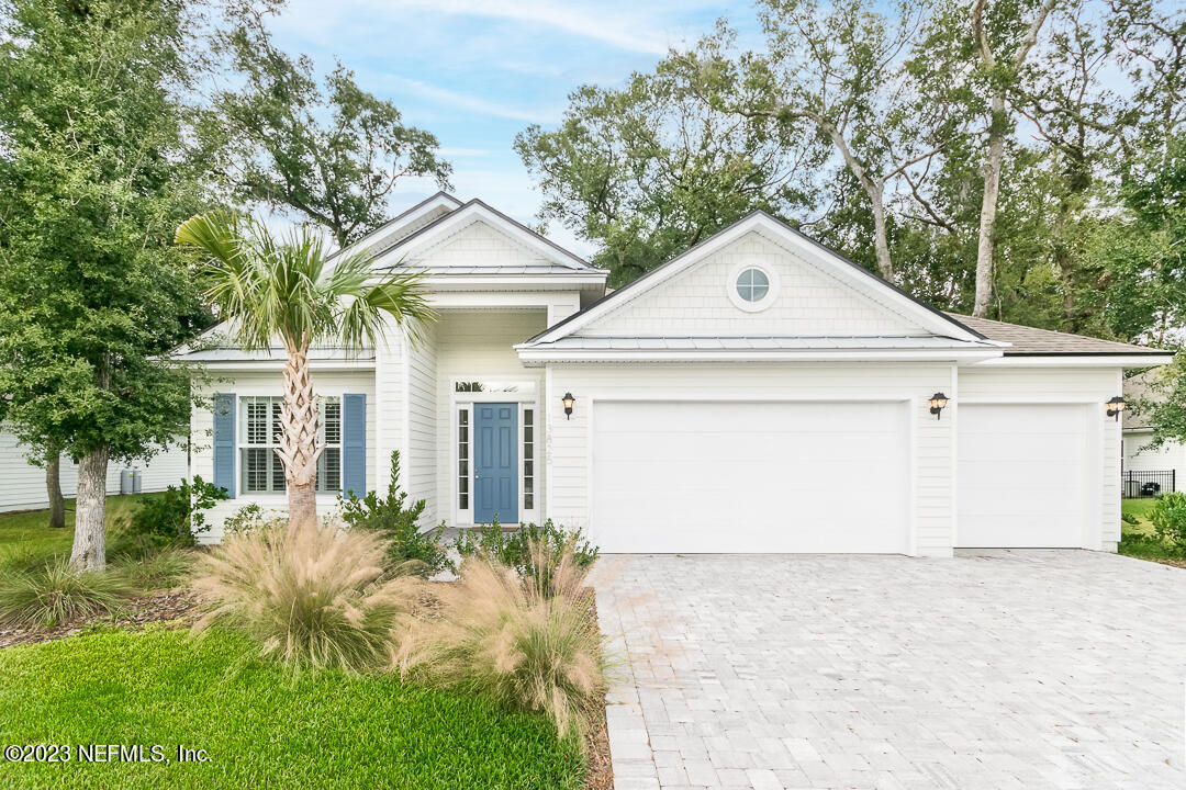 JACKSONVILLE, FL home for sale located at 13825 HIDDEN OAKS LN, JACKSONVILLE, FL 32225