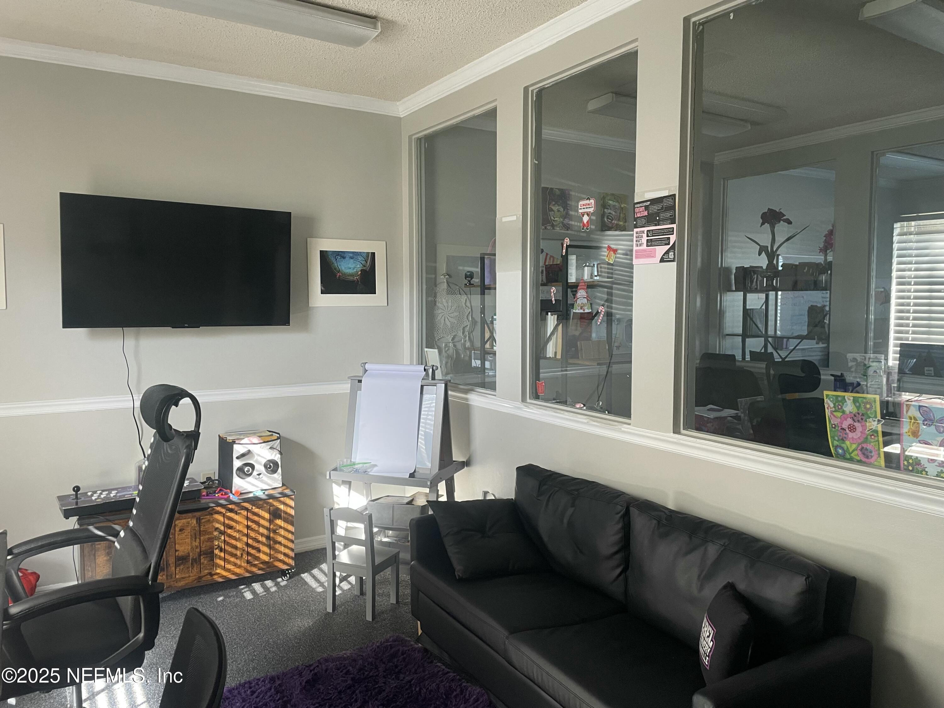 3811 BLANDING Boulevard