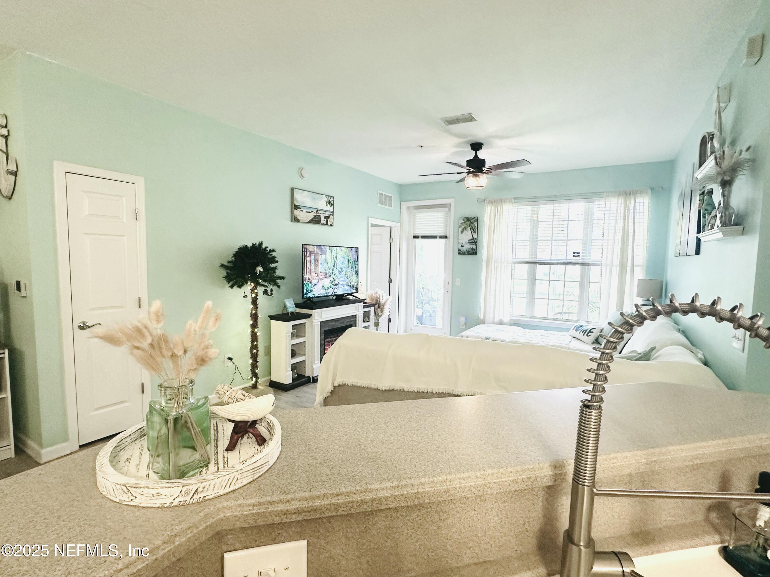 11251 CAMPFIELD Drive 1102