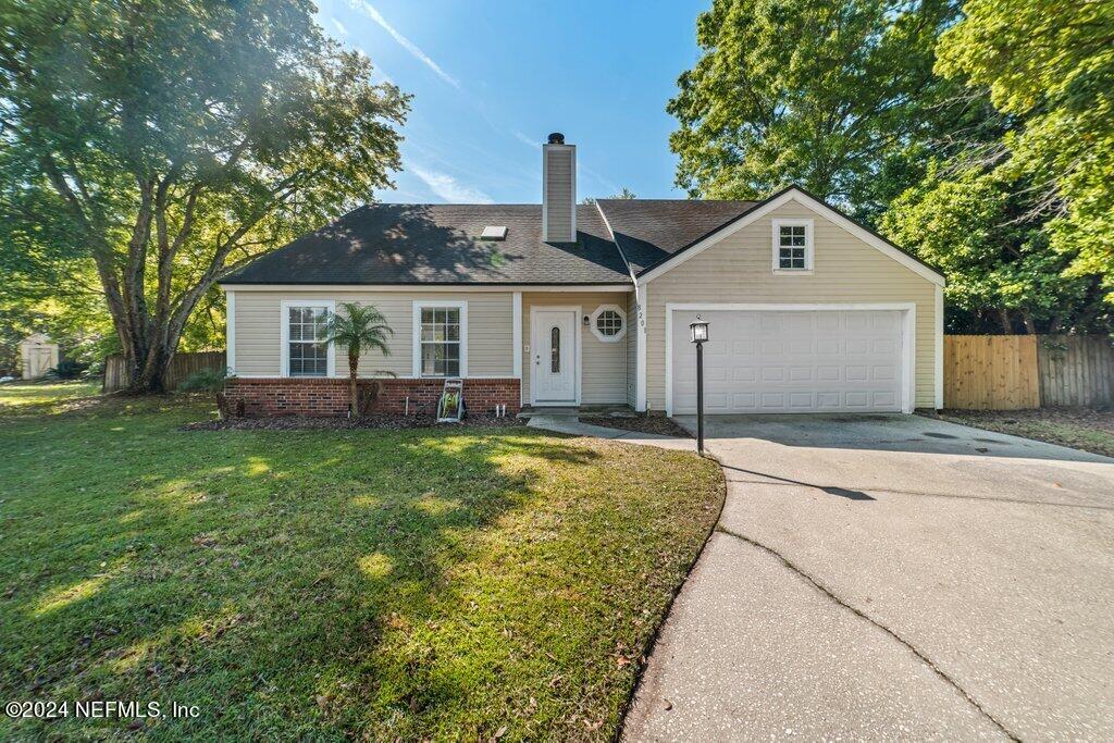 Jacksonville, FL home for sale located at 8201 Loch Lomond Lane, Jacksonville, FL 32244