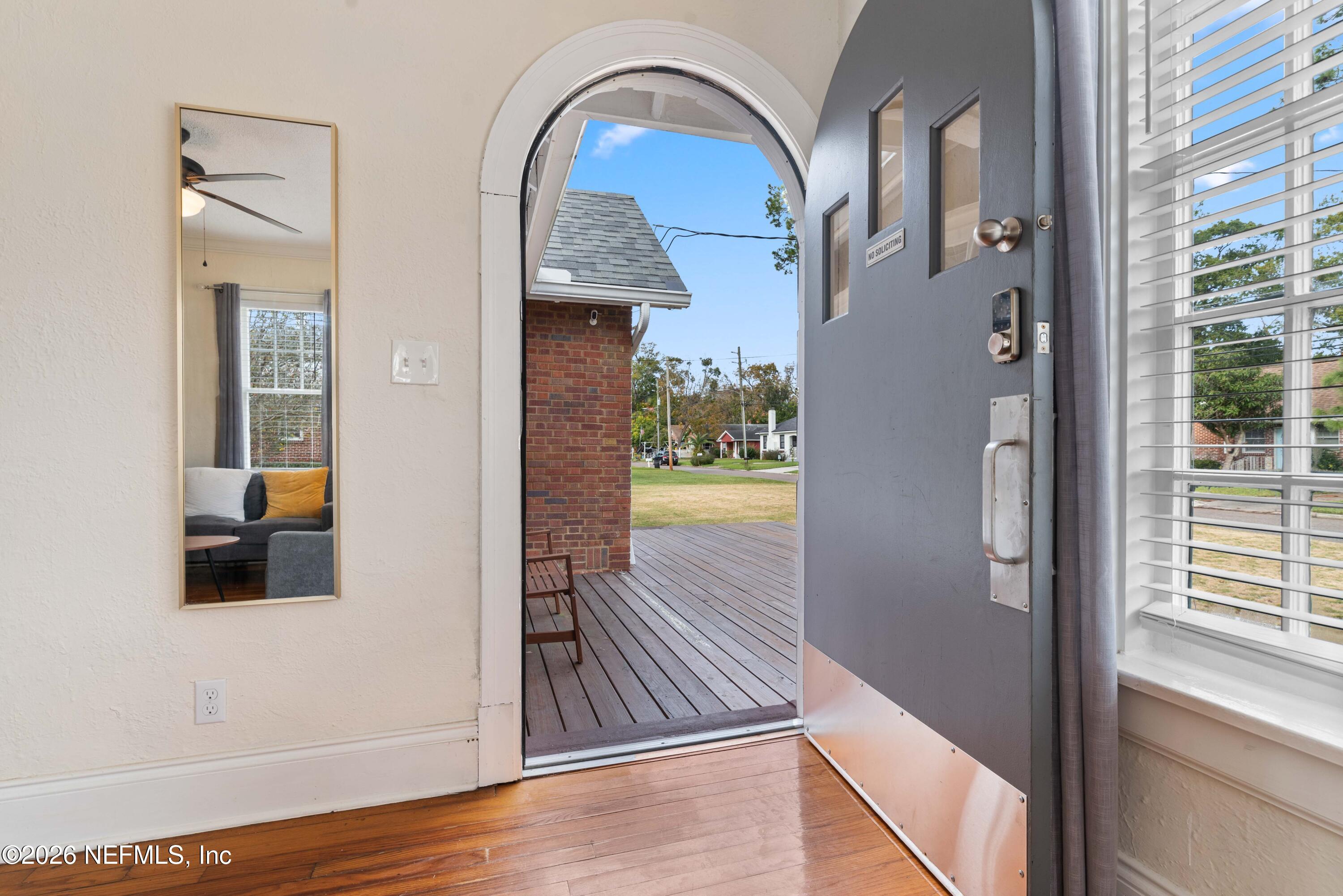 4702 RAMONA Boulevard