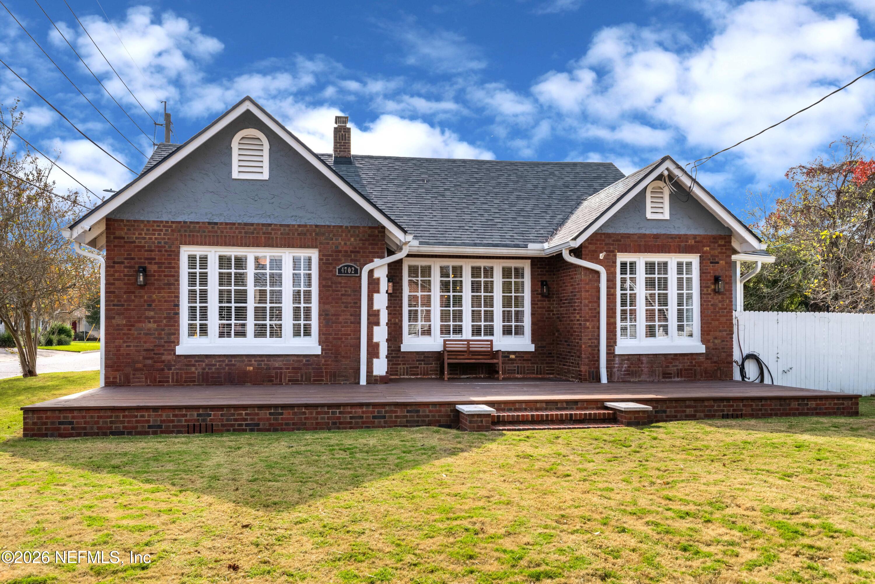 4702 RAMONA Boulevard