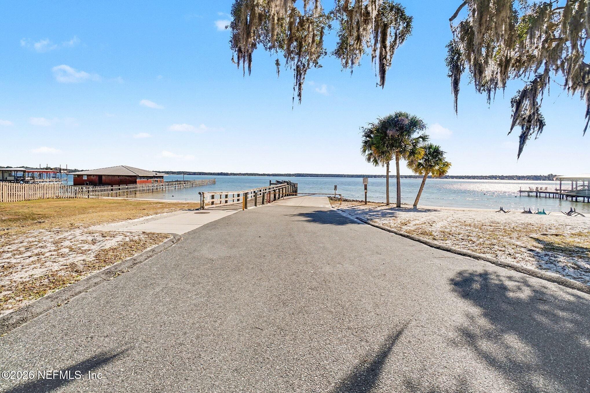 4042 BUENA VISTA Avenue