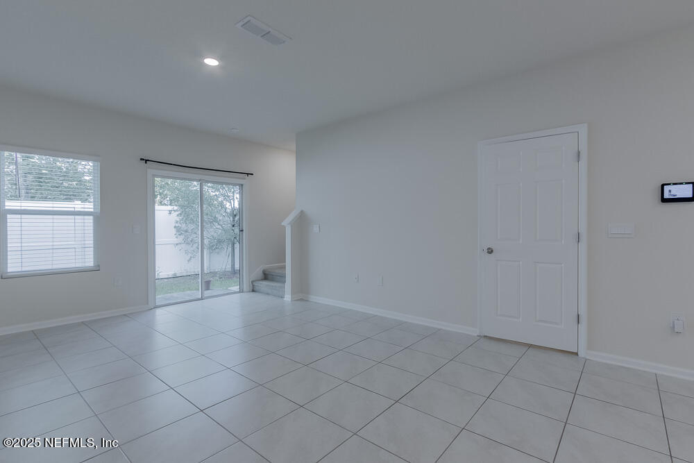 983 OBSERVATORY Parkway