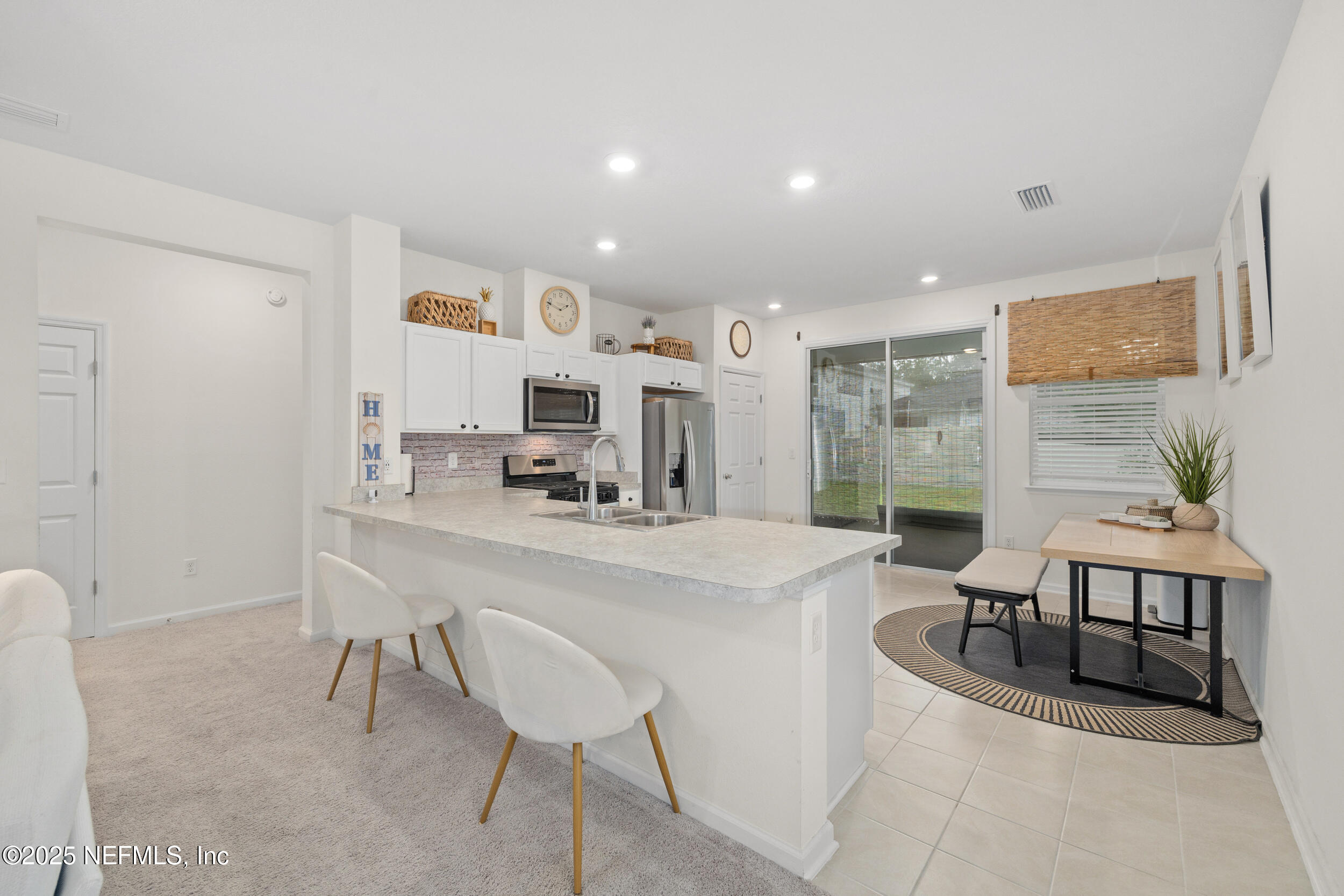 148 STONECREST Drive