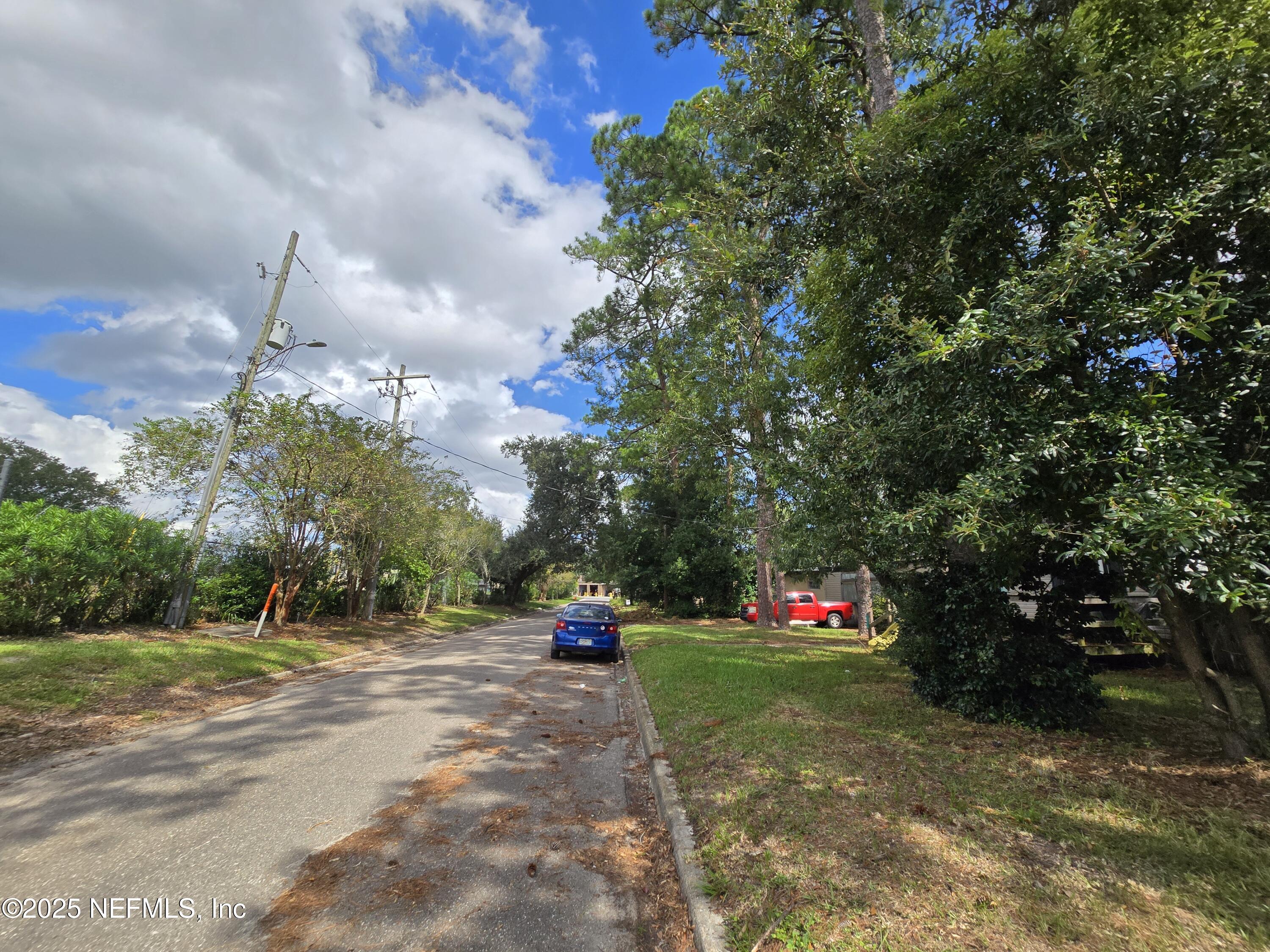 3044 RANDALL Street