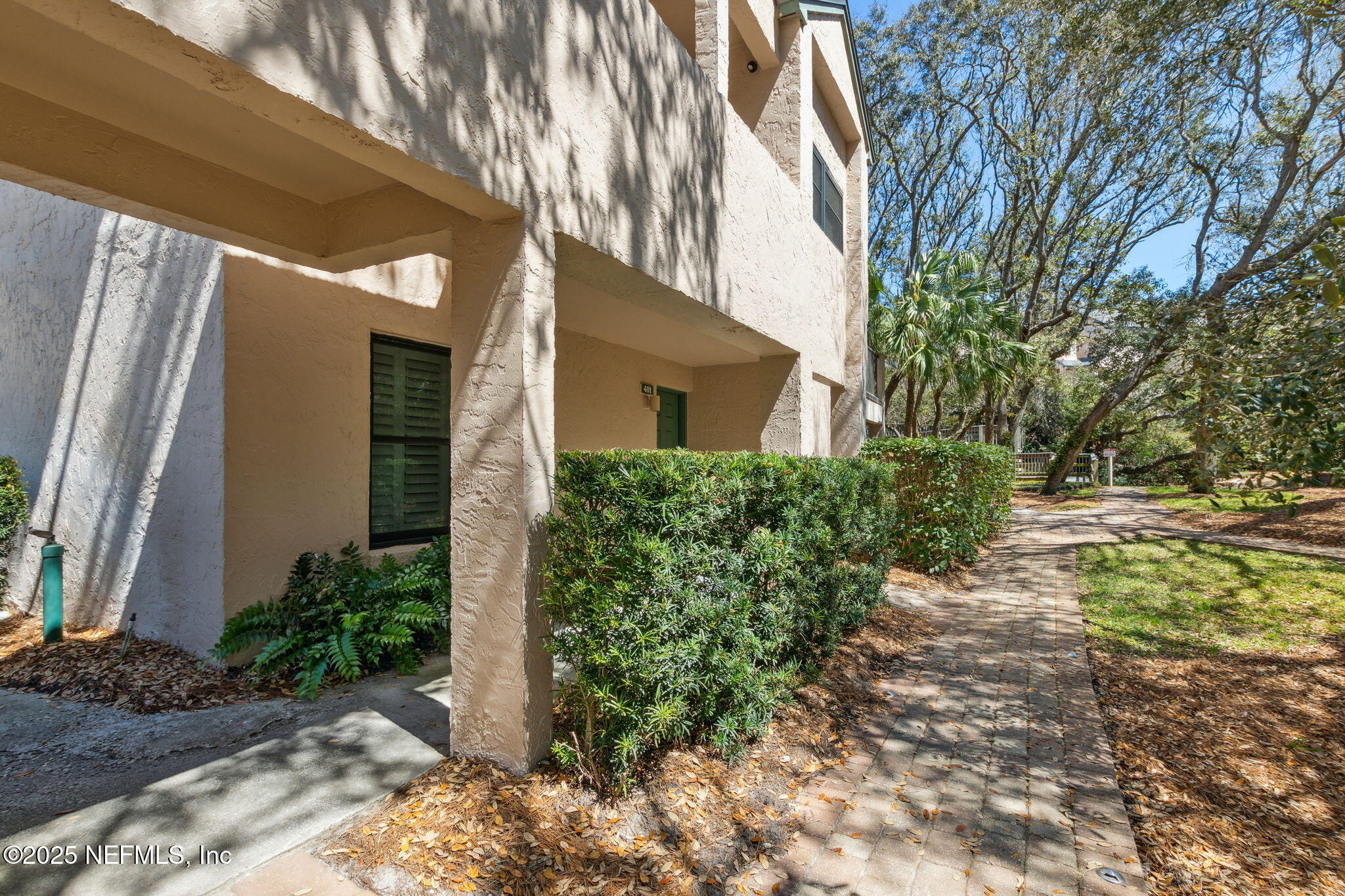 5010 SUMMER BEACH Boulevard 401