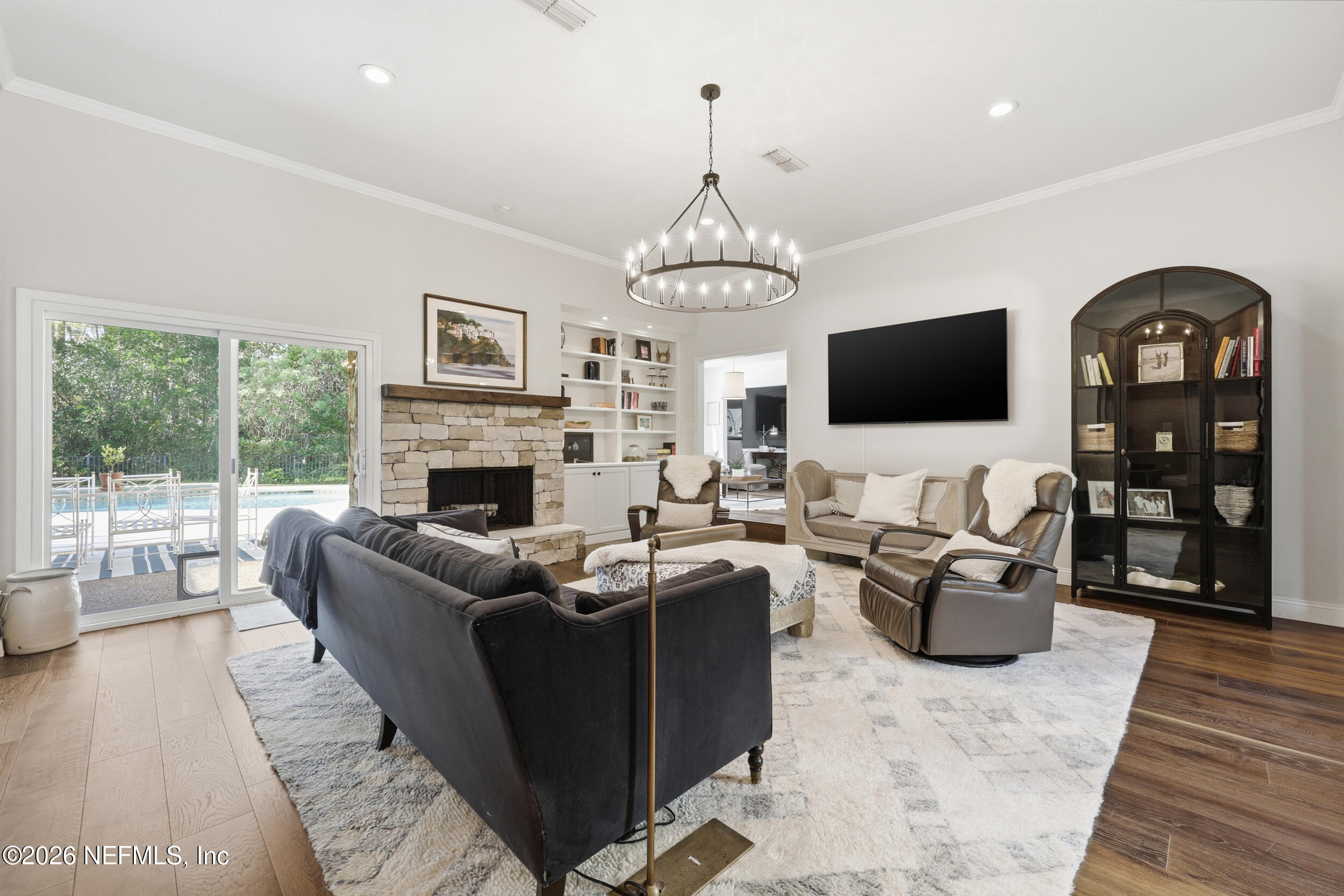 7878 LITTLE FOX Lane