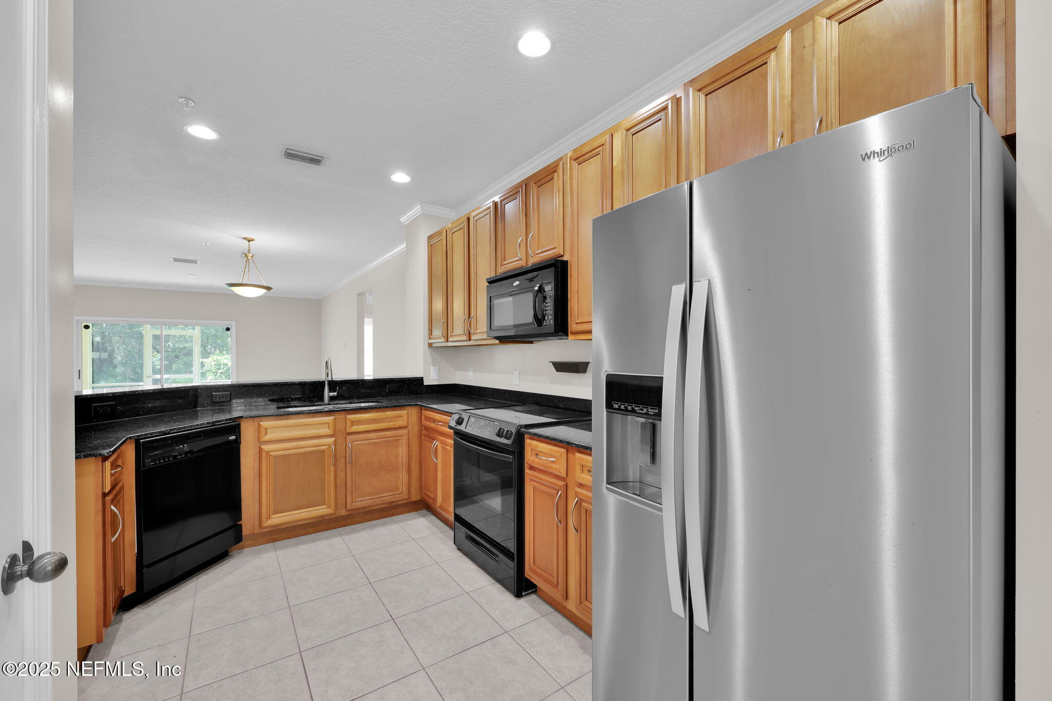 105 E PINE HOLLOW Trail 206
