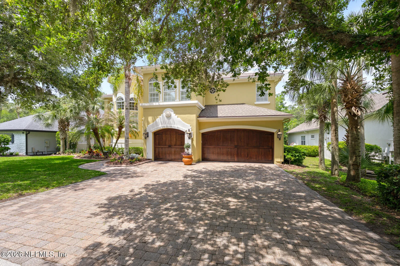 Welcome to Belvedere, a tree-canopied enclave of just 17 homes. This M – image 65