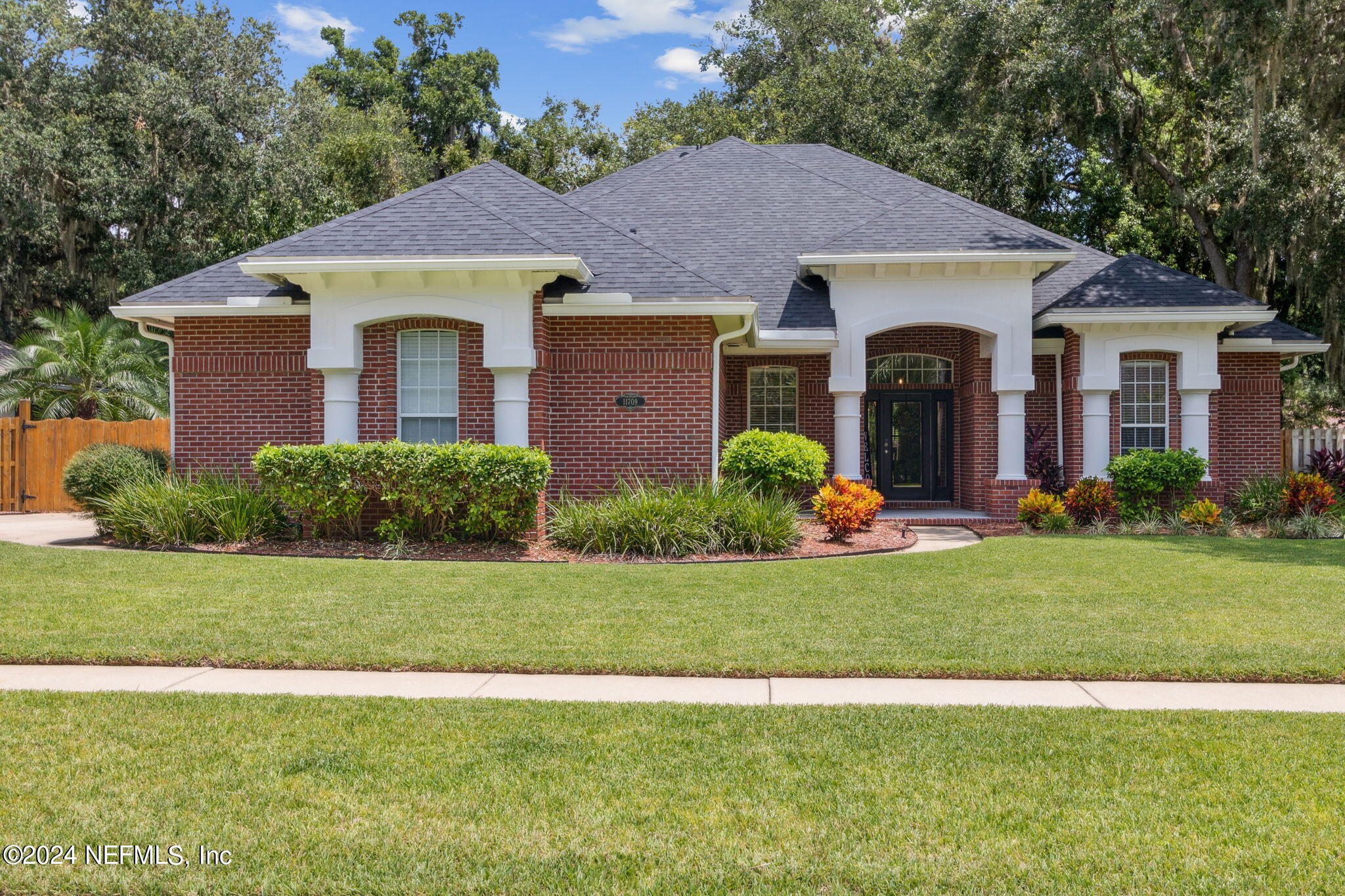 View Jacksonville, FL 32223 house