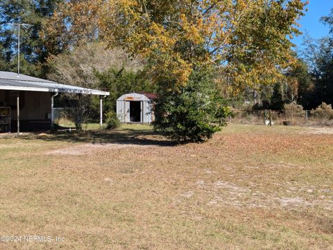 A home in Interlachen